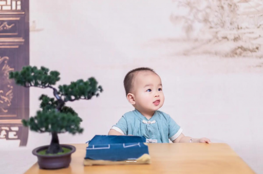 临汾宝宝宁愿饿也不吃奶粉